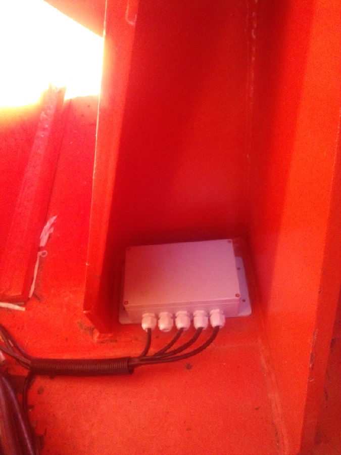 內蒙古蘭石門式起重機安全監控系統現場安裝圖十四